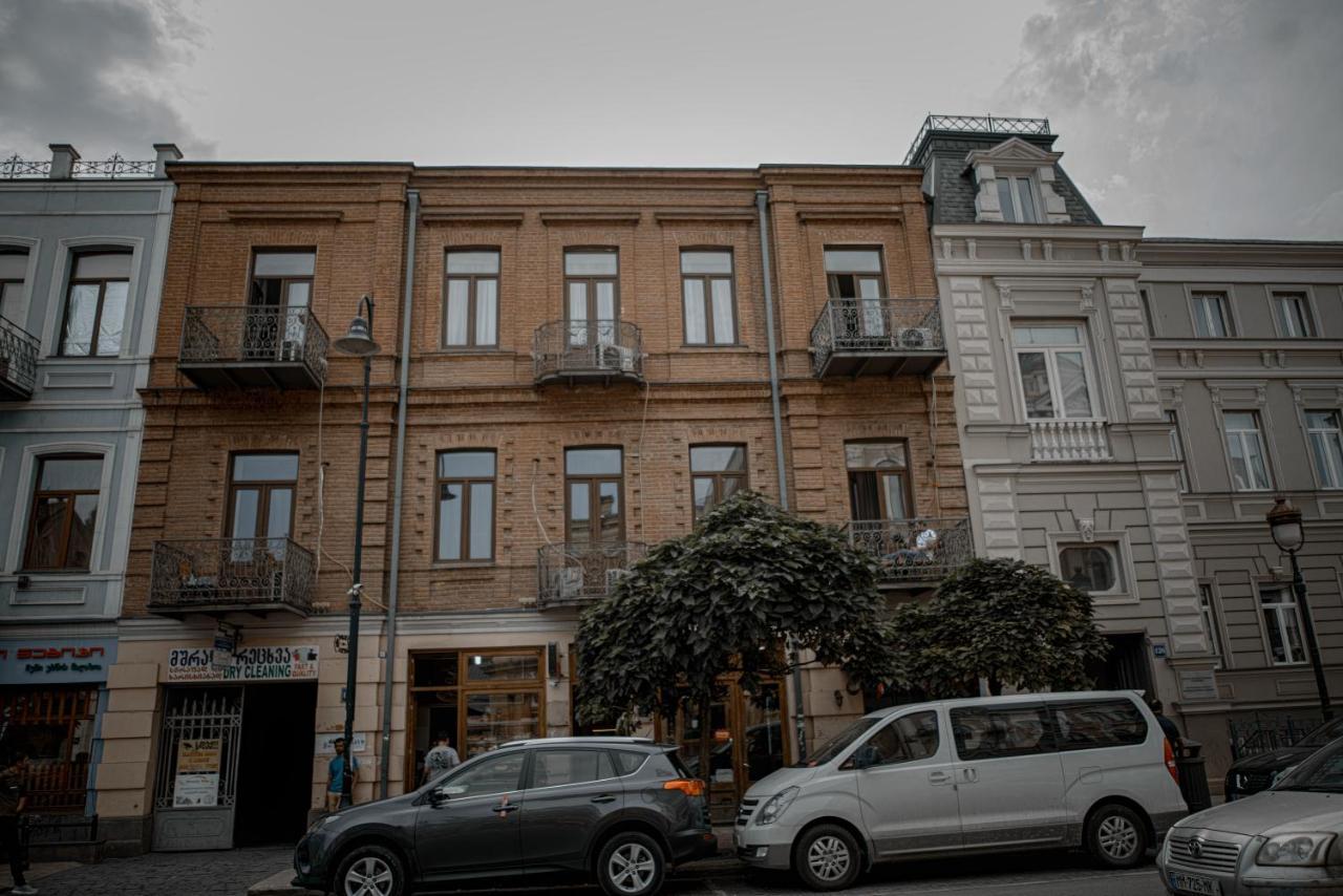 Apart-Hotel MARJANI Tbilisi Buitenkant foto