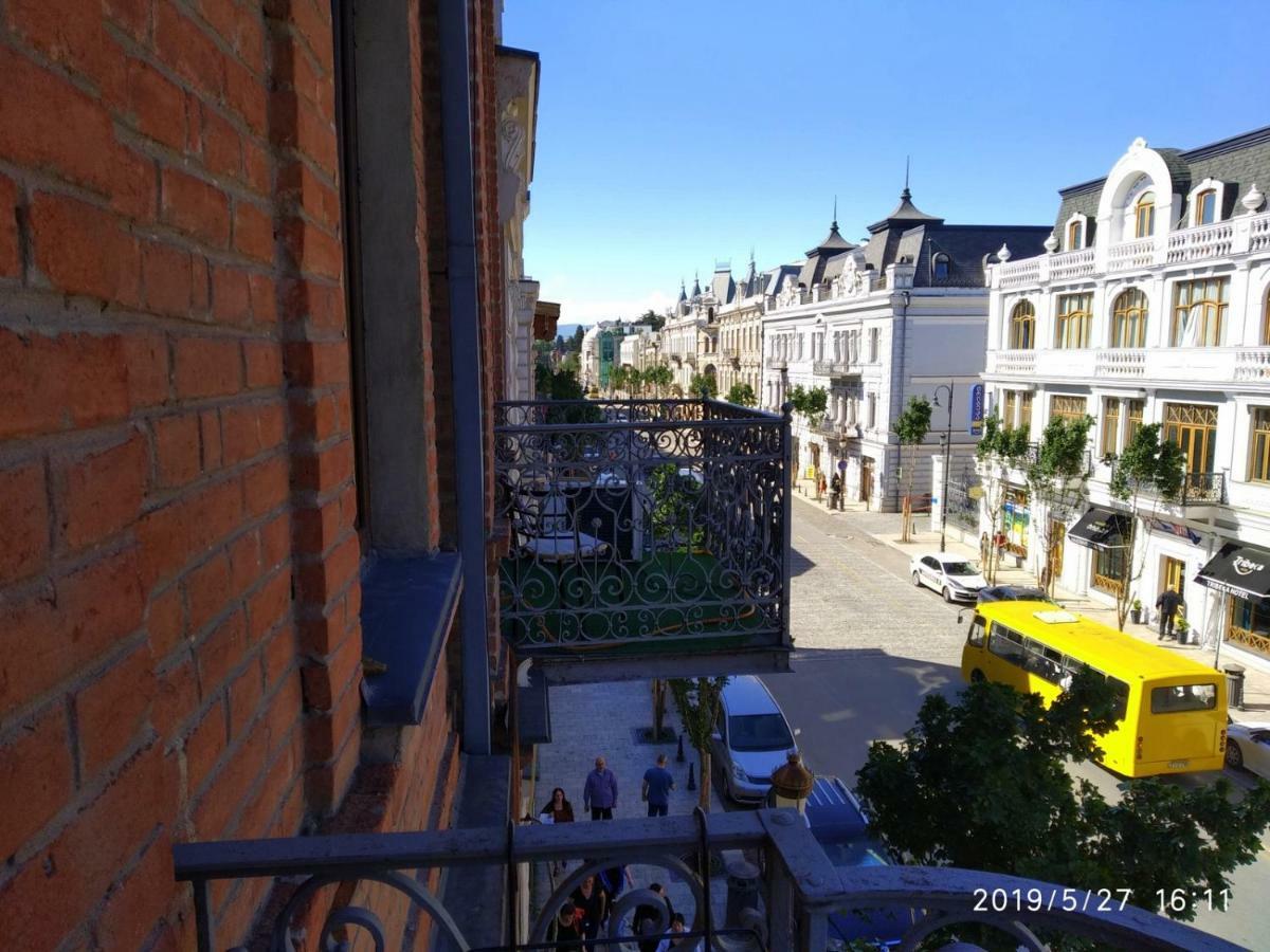 Apart-Hotel MARJANI Tbilisi Buitenkant foto